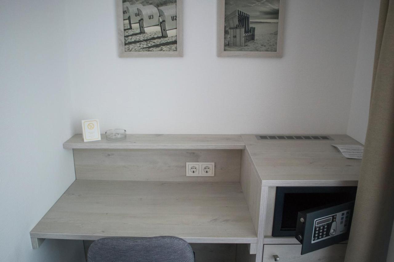 Hotel Am Friesenstrand Tossens Extérieur photo
