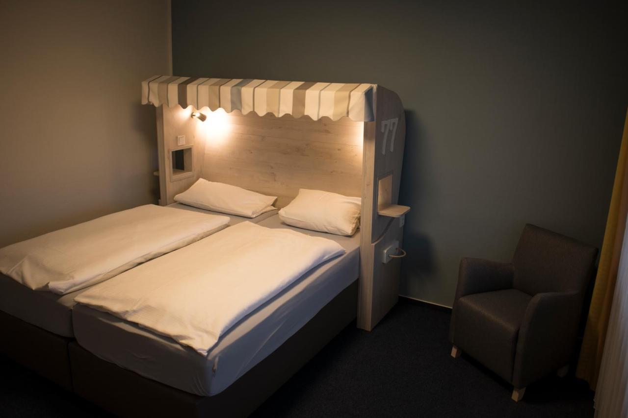 Hotel Am Friesenstrand Tossens Extérieur photo
